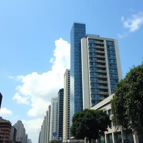 em caminhada por SP
